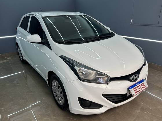 HYUNDAI HB20 1.0 COMFORT 12V FLEX 4P MANUAL HYUNDAI HB20 1.0 COMFORT 12V FLEX 4P MANUAL